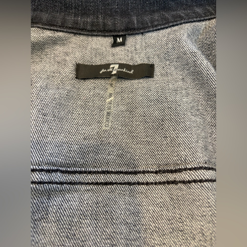 7 For All Mankind Women's Black Denim Button-Front  Trucker Jacket - Picture 5 of 12